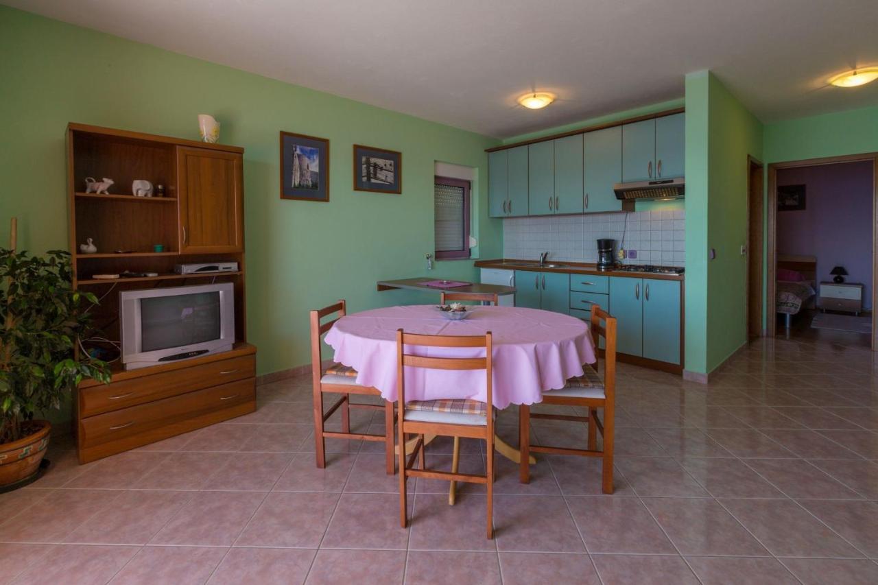 Apartments Djusi دْغاماي المظهر الخارجي الصورة